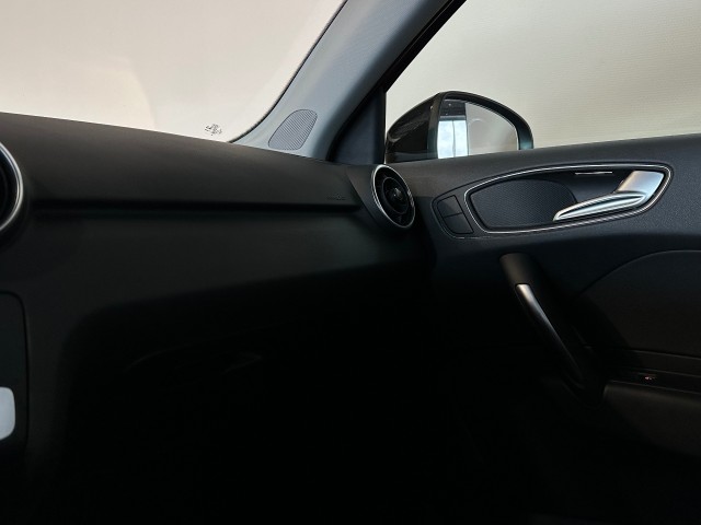 AUDI A1 1.0 TFSI ADRENALIN l NAP l 5DRS l CRUISE l BLUETOOTH l AIRCO l , SK Autos, Emmen