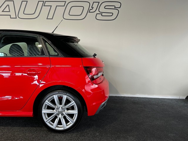 AUDI A1 1.0 TFSI ADRENALIN l NAP l 5DRS l CRUISE l BLUETOOTH l AIRCO l , SK Autos, Emmen