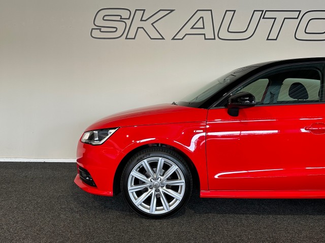 AUDI A1 1.0 TFSI ADRENALIN l NAP l 5DRS l CRUISE l BLUETOOTH l AIRCO l , SK Autos, Emmen