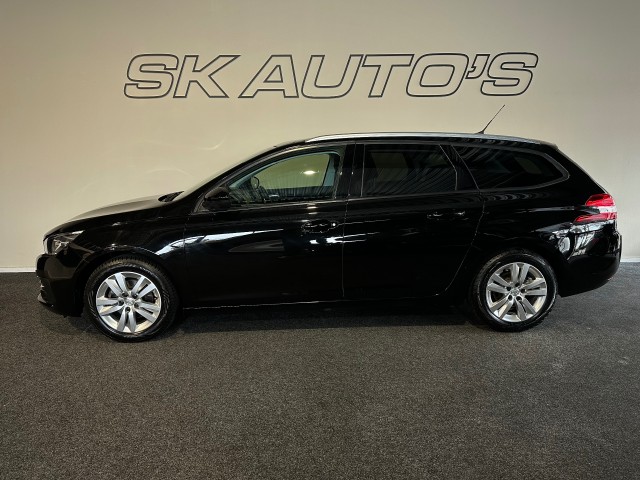 PEUGEOT 308 1.2 PURET.BLUE L. EX l NAP l CARPLAY l CRUISE l LMV l CLIMA l , SK Autos, Emmen