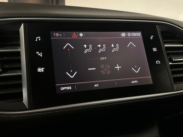 PEUGEOT 308 1.2 PURET.BLUE L. EX l NAP l CARPLAY l CRUISE l LMV l CLIMA l , SK Autos, Emmen