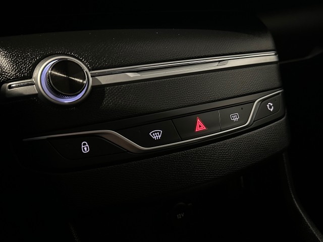 PEUGEOT 308 1.2 PURET.BLUE L. EX l NAP l CARPLAY l CRUISE l LMV l CLIMA l , SK Autos, Emmen