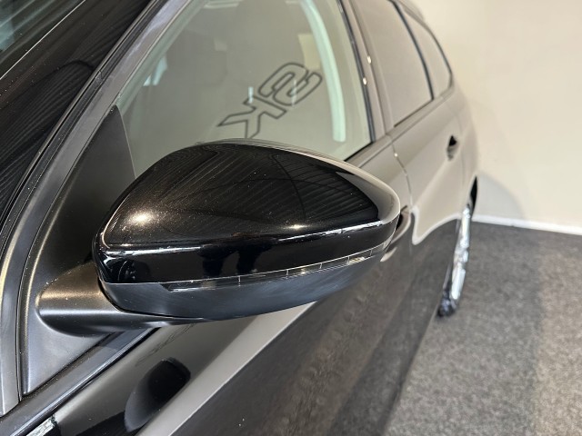 PEUGEOT 308 1.2 PURET.BLUE L. EX l NAP l CARPLAY l CRUISE l LMV l CLIMA l , SK Autos, Emmen