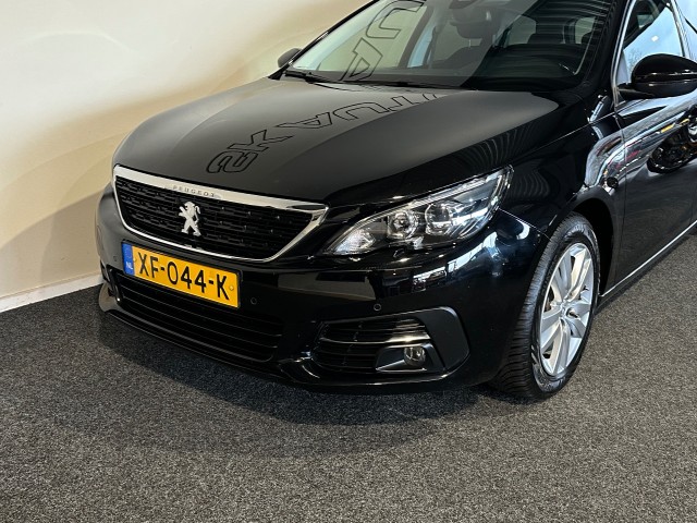 PEUGEOT 308 1.2 PURET.BLUE L. EX l NAP l CARPLAY l CRUISE l LMV l CLIMA l , SK Autos, Emmen