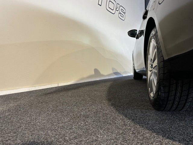 PEUGEOT 308 1.2 PURET.BLUE L. EX l NAP l CARPLAY l CRUISE l LMV l CLIMA l , SK Autos, Emmen