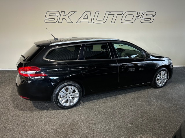 PEUGEOT 308 1.2 PURET.BLUE L. EX l NAP l CARPLAY l CRUISE l LMV l CLIMA l , SK Autos, Emmen