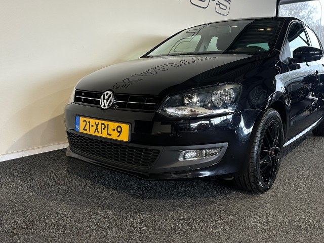VOLKSWAGEN POLO 1.2 TSI BLM. COMFL. l NAP l 5DRS l CAMERA l AIRCO l CRUISE l , SK Autos, Emmen