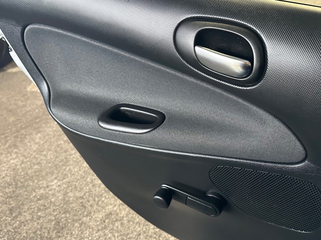 PEUGEOT 206 1.4 URBAN MOVE + l NAP l 5DRS l AIRCO l ELEK RAMEN l , SK Autos, Emmen