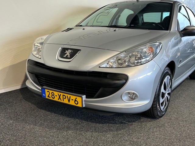 PEUGEOT 206 1.4 URBAN MOVE + l NAP l 5DRS l AIRCO l ELEK RAMEN l , SK Autos, Emmen