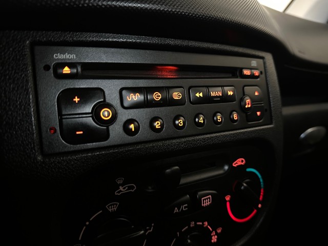 PEUGEOT 206 1.4 URBAN MOVE + l NAP l 5DRS l AIRCO l ELEK RAMEN l , SK Autos, Emmen