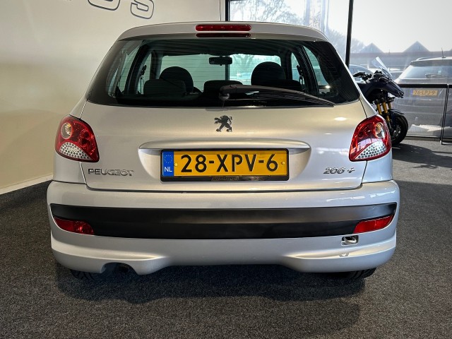 PEUGEOT 206 1.4 URBAN MOVE + l NAP l 5DRS l AIRCO l ELEK RAMEN l , SK Autos, Emmen