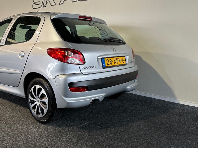 PEUGEOT 206 1.4 URBAN MOVE + l NAP l 5DRS l AIRCO l ELEK RAMEN l , SK Autos, Emmen
