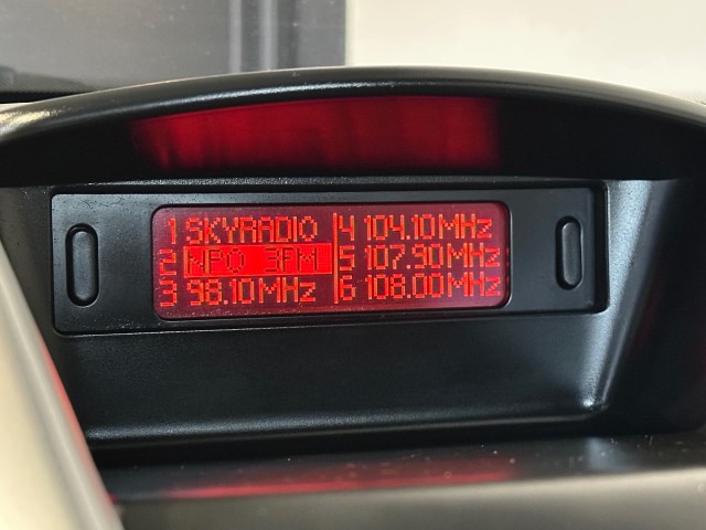 PEUGEOT 206 1.4 URBAN MOVE + l NAP l 5DRS l AIRCO l ELEK RAMEN l , SK Autos, Emmen