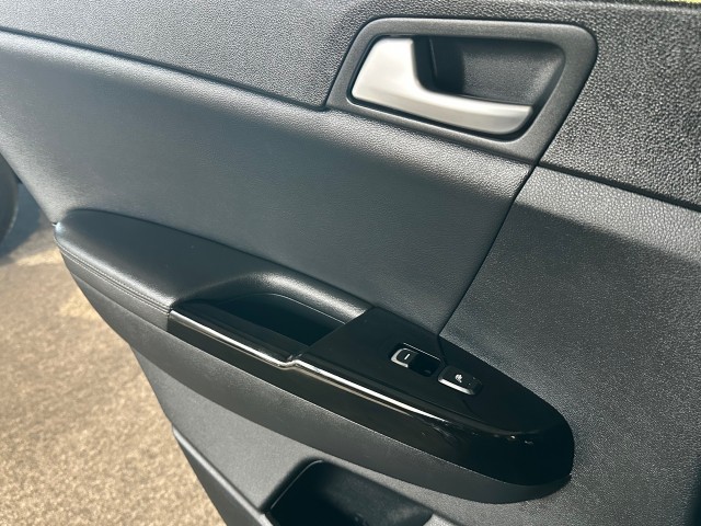 KIA SPORTAGE 1.6 T-GDI 4WD GT-L. NAP l TREKH l STOEL/STUURVERW l PANORAMA l CARPLAY l , SK Autos, Emmen