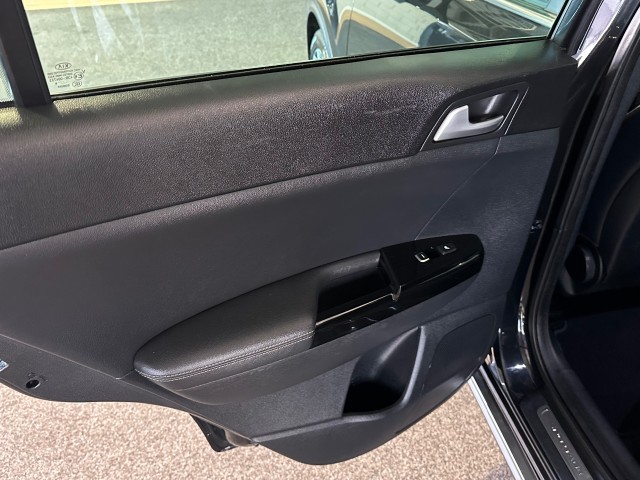 KIA SPORTAGE 1.6 T-GDI 4WD GT-L. NAP l TREKH l STOEL/STUURVERW l PANORAMA l CARPLAY l , SK Autos, Emmen