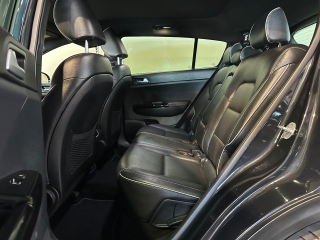 KIA SPORTAGE 1.6 T-GDI 4WD GT-L. NAP l TREKH l STOEL/STUURVERW l PANORAMA l CARPLAY l , SK Autos, Emmen