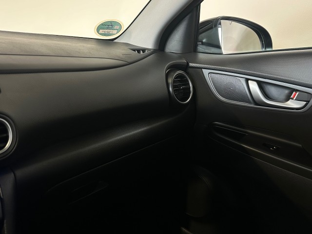 HYUNDAI KONA 1.0 T-GDI COMFORT l NAP l CAMERA l CARPLAY l TREKHAAK l CLIMATE l , SK Autos, Emmen