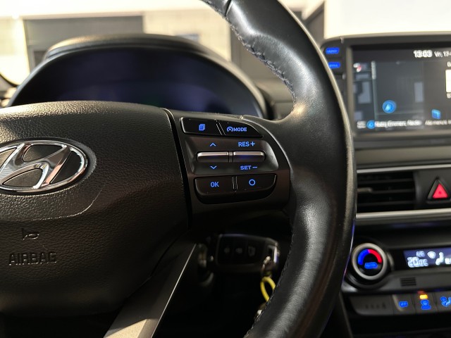 HYUNDAI KONA 1.0 T-GDI COMFORT l NAP l CAMERA l CARPLAY l TREKHAAK l CLIMATE l , SK Autos, Emmen