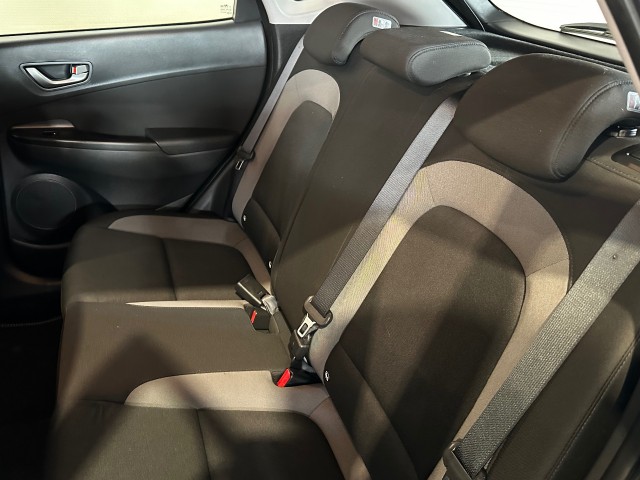 HYUNDAI KONA 1.0 T-GDI COMFORT l NAP l CAMERA l CARPLAY l TREKHAAK l CLIMATE l , SK Autos, Emmen