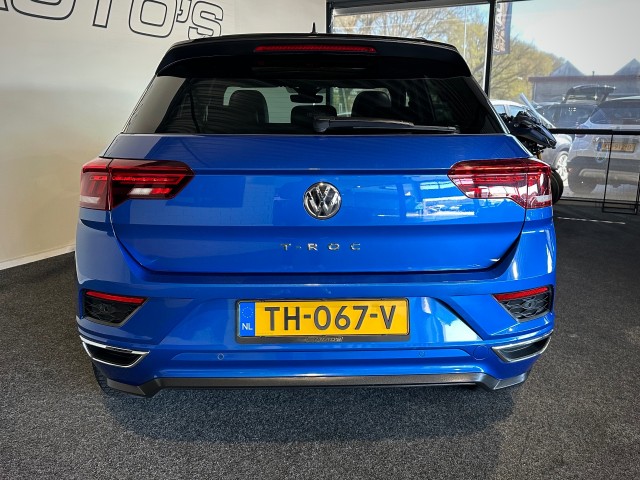 VOLKSWAGEN T-ROC 1.5 TSI SPORT l NAP l PANO l STOELVERW l VIRTUEEL DASH l R-LINE l , SK Autos, Emmen