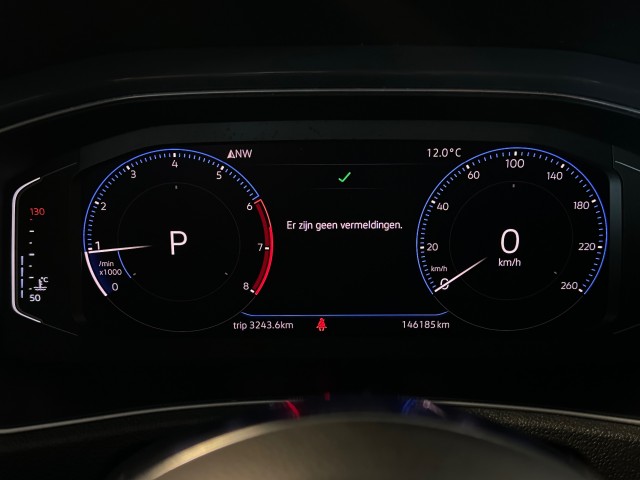 VOLKSWAGEN T-ROC 1.5 TSI SPORT l NAP l PANO l STOELVERW l VIRTUEEL DASH l R-LINE l , SK Autos, Emmen