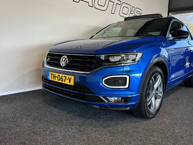 VOLKSWAGEN T-ROC 1.5 TSI SPORT l NAP l PANO l STOELVERW l VIRTUEEL DASH l R-LINE l , SK Autos, Emmen