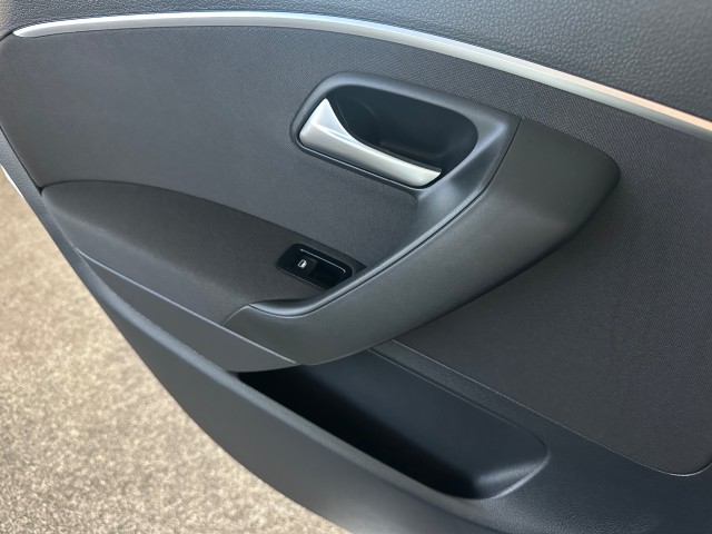 VOLKSWAGEN POLO 1.2 TSI COMFORTLINE l NAP l 5DRS l CRUISE l LMV l AUTOMAAT l , SK Autos, Emmen