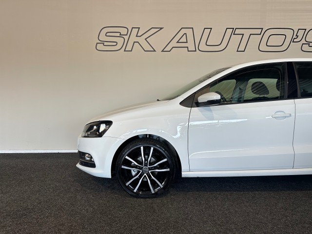 VOLKSWAGEN POLO 1.2 TSI COMFORTLINE l NAP l 5DRS l CRUISE l LMV l AUTOMAAT l , SK Autos, Emmen