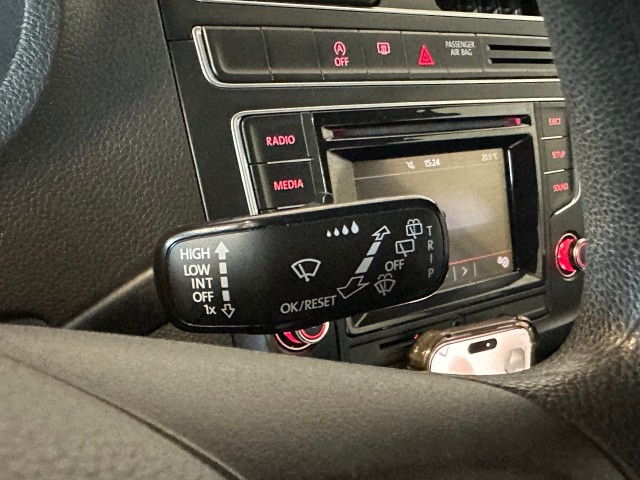 VOLKSWAGEN POLO 1.2 TSI COMFORTLINE l NAP l 5DRS l CRUISE l LMV l AUTOMAAT l , SK Autos, Emmen