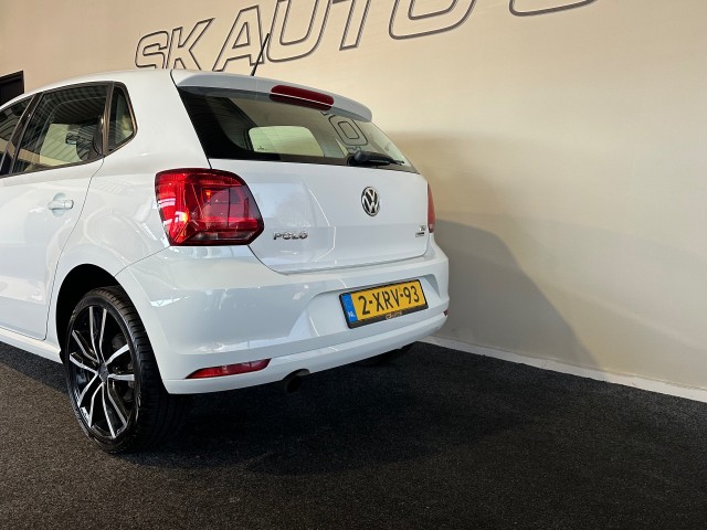 VOLKSWAGEN POLO 1.2 TSI COMFORTLINE l NAP l 5DRS l CRUISE l LMV l AUTOMAAT l , SK Autos, Emmen