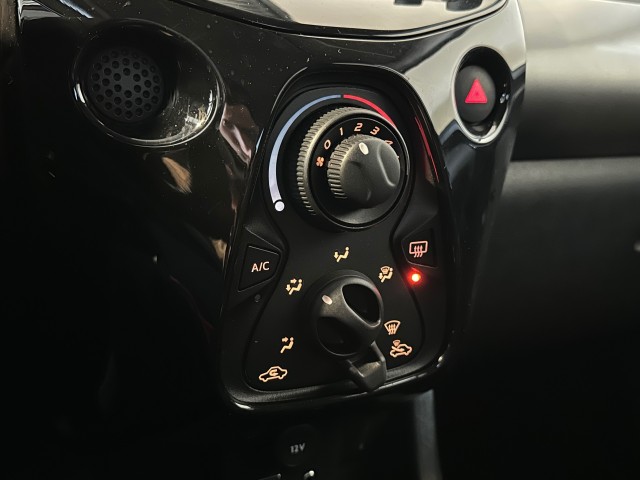 CITROEN C1 1.0 VTI SHINE l NAP l CAMERA l 5DRS l AUTOMAAT l BLUETOOTH l LMV l , SK Autos, Emmen