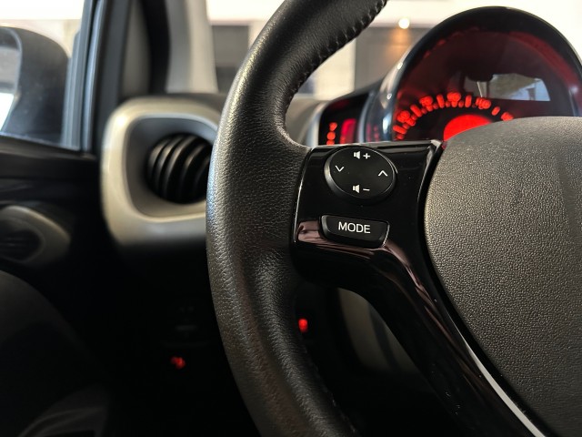 CITROEN C1 1.0 VTI SHINE l NAP l CAMERA l 5DRS l AUTOMAAT l BLUETOOTH l LMV l , SK Autos, Emmen