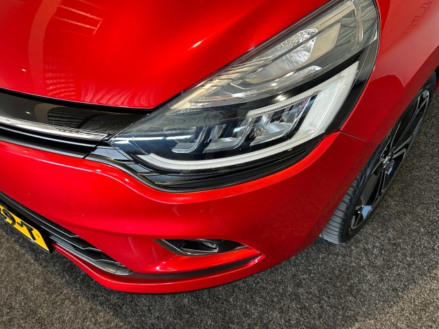 RENAULT CLIO 1.2 TCE INTENS l TREKHAAK l STOELVERW l AUTOMAAT l CRUISE l 120PK l , SK Autos, Emmen