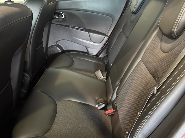 RENAULT CLIO 1.2 TCE INTENS l TREKHAAK l STOELVERW l AUTOMAAT l CRUISE l 120PK l , SK Autos, Emmen