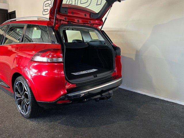 RENAULT CLIO 1.2 TCE INTENS l TREKHAAK l STOELVERW l AUTOMAAT l CRUISE l 120PK l , SK Autos, Emmen