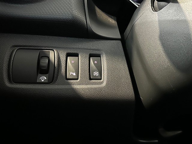 RENAULT CLIO 1.2 TCE INTENS l TREKHAAK l STOELVERW l AUTOMAAT l CRUISE l 120PK l , SK Autos, Emmen