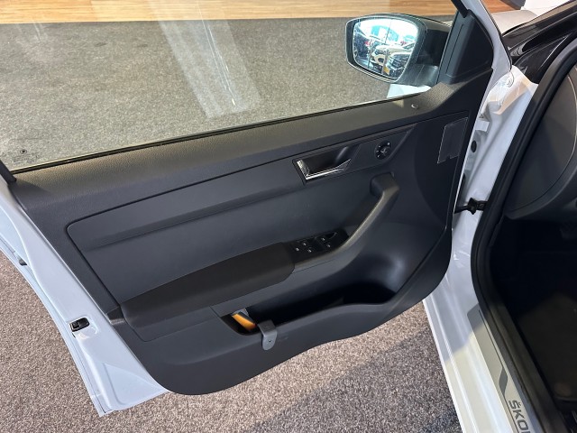 SKODA FABIA 1.0 TSI CLEVER l NAP l NAVI l TREKHAAK l STOELVERW l PDC l CLIMA l , SK Autos, Emmen