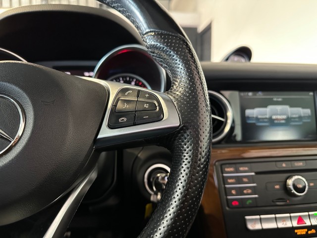 MERCEDES-BENZ SLC 180 l NAP l NAVI l 156PK l STOELVERW l LMV l , SK Autos, Emmen