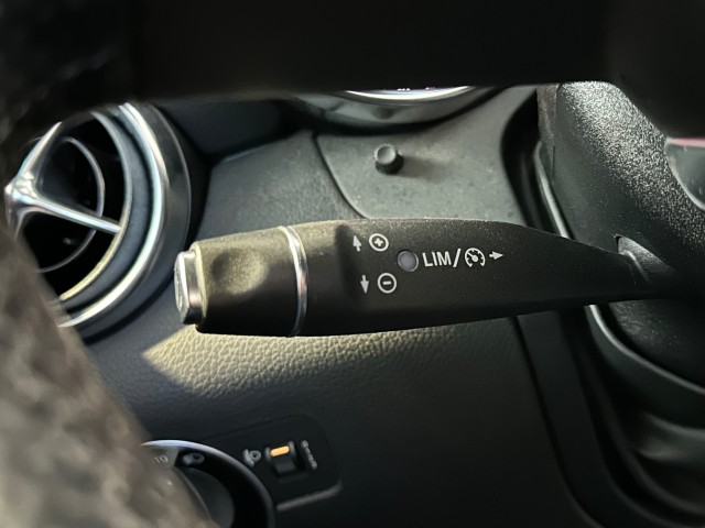 MERCEDES-BENZ SLC 180 l NAP l NAVI l 156PK l STOELVERW l LMV l , SK Autos, Emmen