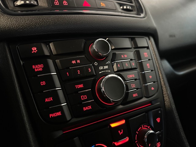 OPEL MERIVA 1.4 TURBO EDITION l TREKHAAK l AIRCO l LMV l CRUISE l , SK Autos, Emmen