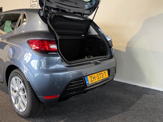 RENAULT CLIO 0.9 TCE LIMITED l NAP l NAVI l PDC l CRUISE l LMV l , SK Autos, Emmen