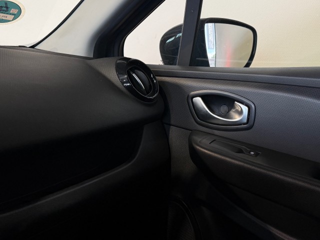 RENAULT CLIO 0.9 TCE LIMITED l NAP l NAVI l PDC l CRUISE l LMV l , SK Autos, Emmen