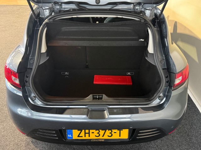 RENAULT CLIO 0.9 TCE LIMITED l NAP l NAVI l PDC l CRUISE l LMV l , SK Autos, Emmen