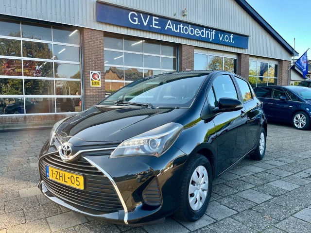 TOYOTA YARIS 1.0 VVT-I ASPIRATION, G.V.E. Autobedrijf vof, Ede