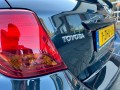 TOYOTA YARIS 1.0 VVT-I ASPIRATION, G.V.E. Autobedrijf vof, Ede