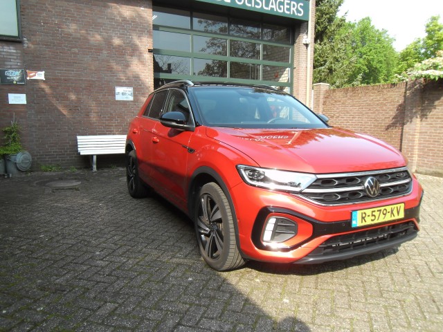 VOLKSWAGEN T-ROC 1.5 DSG  R LINE PANODAK CAMERA Garage Olislagers, 5071 BA Udenhout