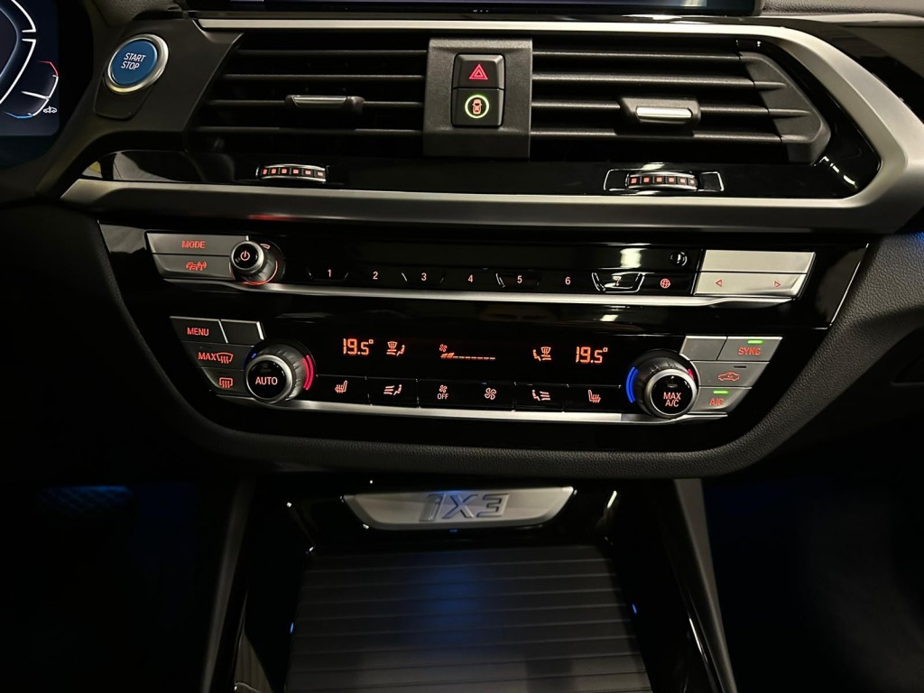 BMW IX3 SUV 5-drs