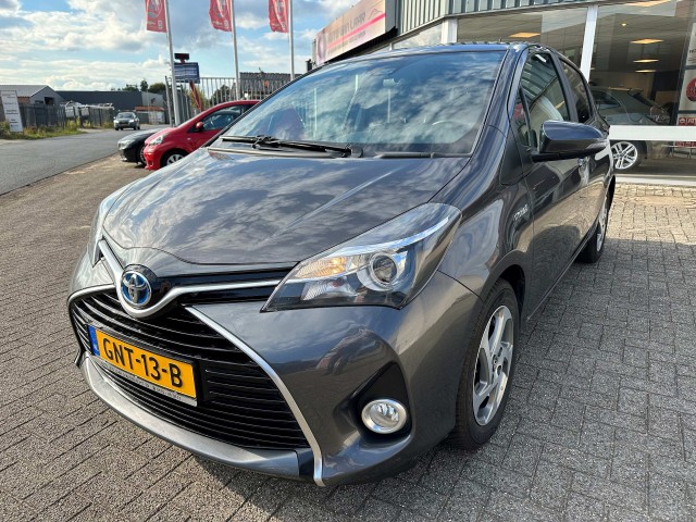 TOYOTA YARIS 1.5 Hybrid Business Plus, Auto van Laar Maasbracht B.V., Maasbracht