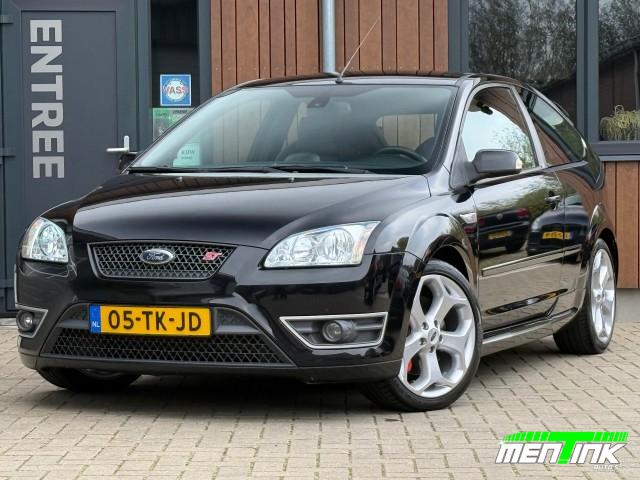 FORD FOCUS 2.5-20V ST ori nl 5 drs, Mentink Auto's, Wijhe