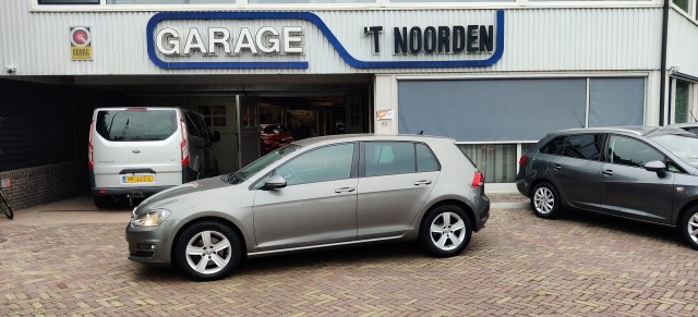 VOLKSWAGEN GOLF 1.4 TSI Highline 5 deurs , Navi , PDC , Trekhaak , Garage t Noorden, Groningen